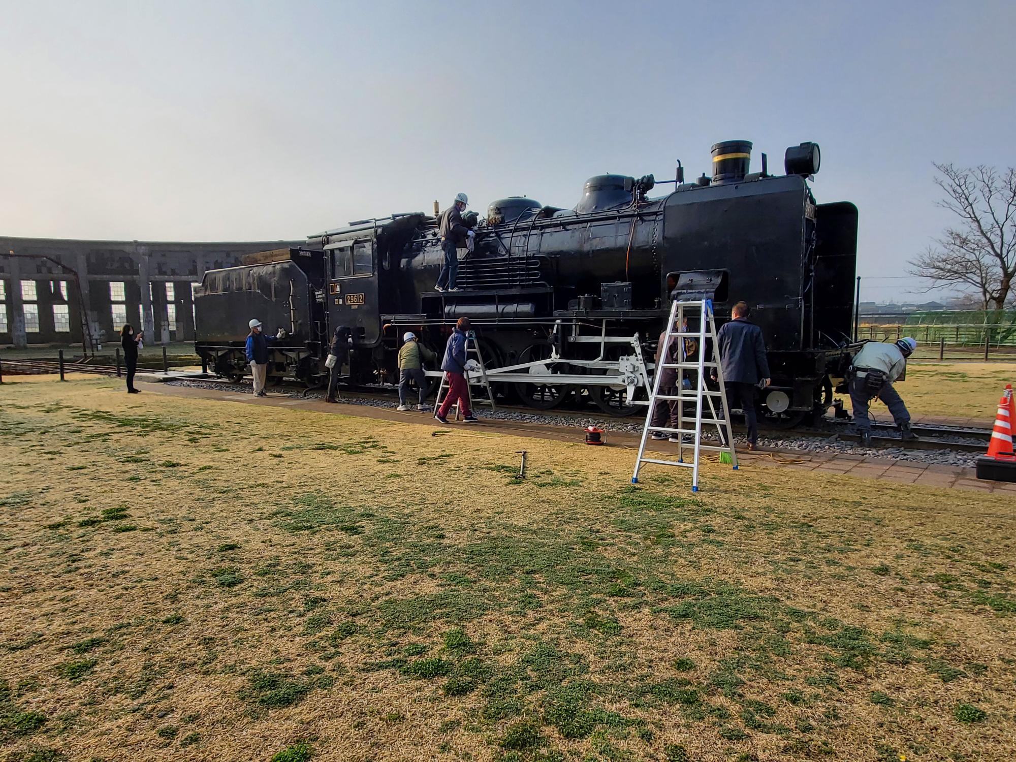 蒸気機関車29612号定期清掃