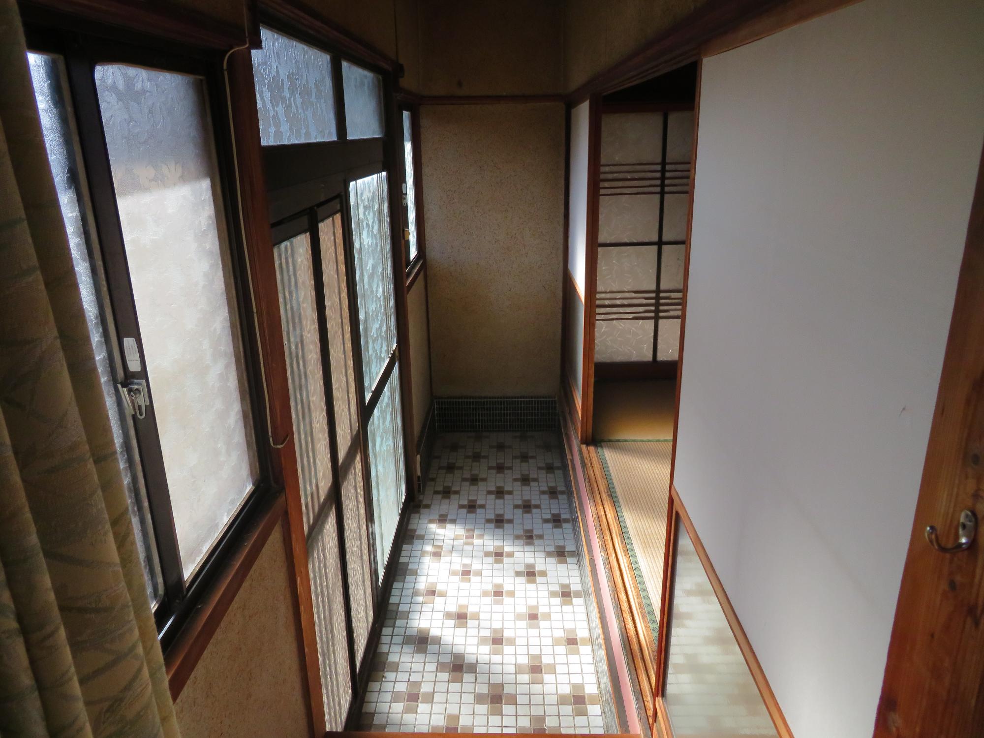 玄関
